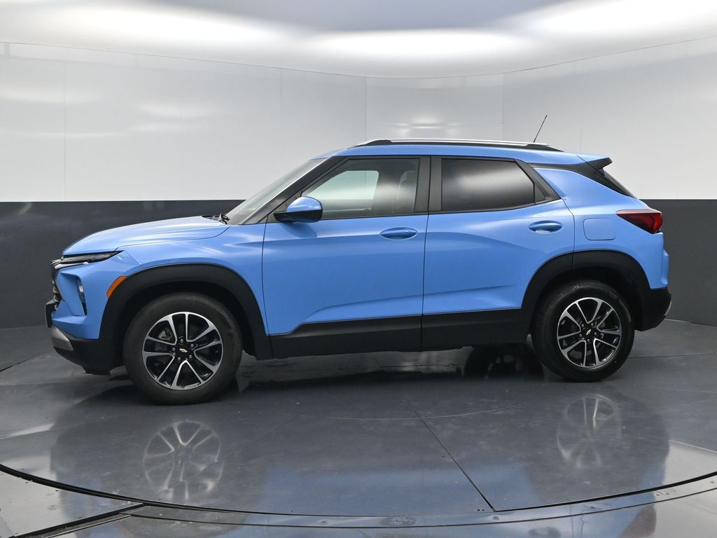 2024 Chevrolet TrailBlazer LT Blue at DeMontrond Automotive Group