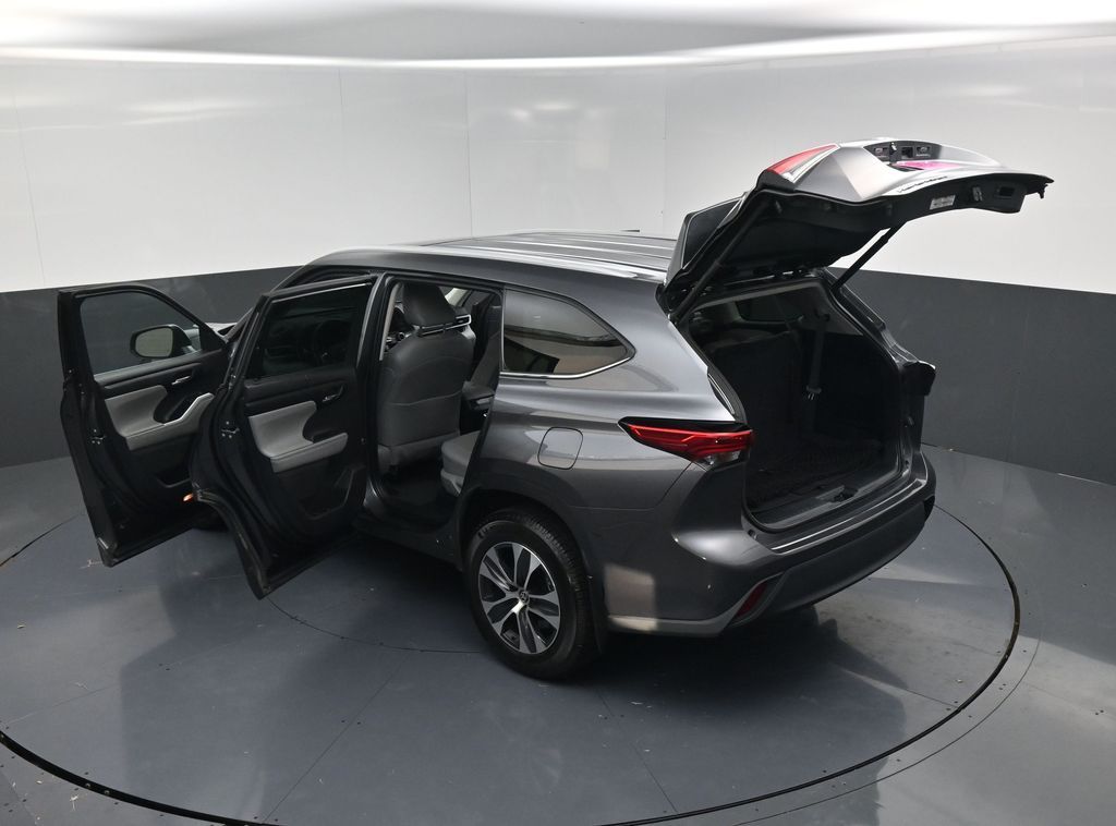 2023 Toyota Highlander Hybrid XLE Gray at Toyota of Victoria