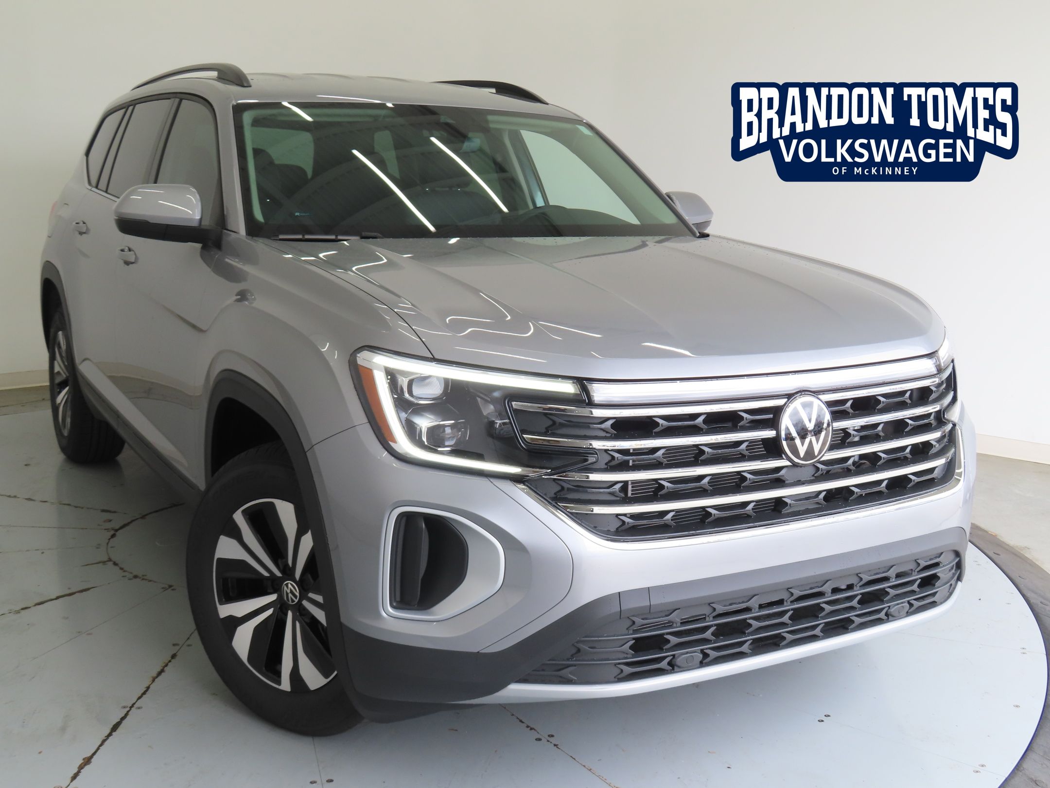 Mist 2026 Volkswagen Atlas SE FWD SUV / Crossover Front-Wheel Drive 8-Speed Automatic