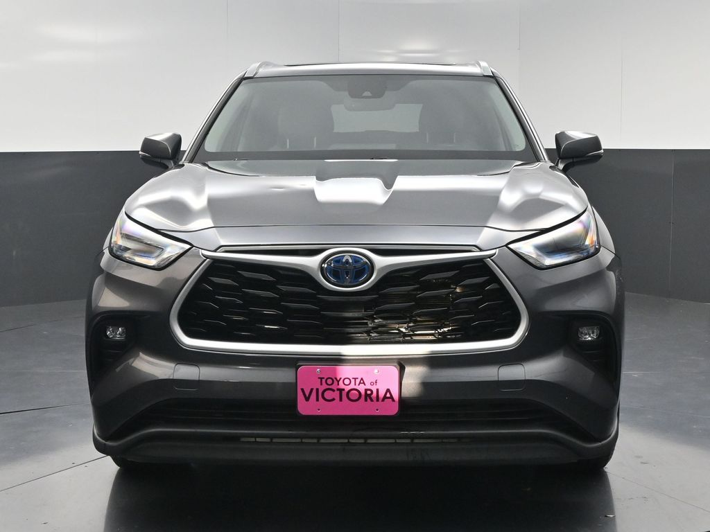 2023 Toyota Highlander Hybrid XLE Gray at Toyota of Victoria