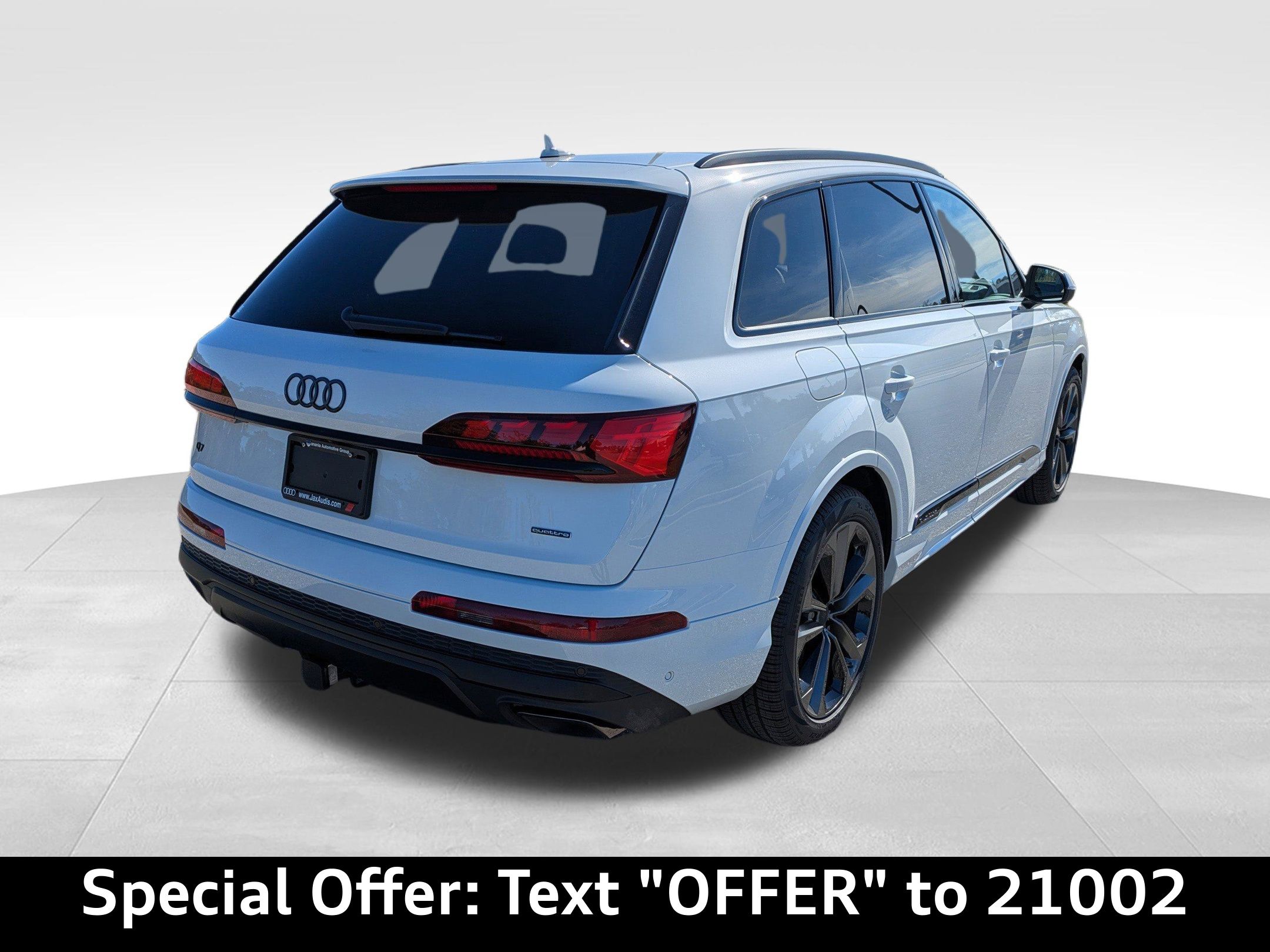 2026 Audi Q7 55 Prestige photo 3