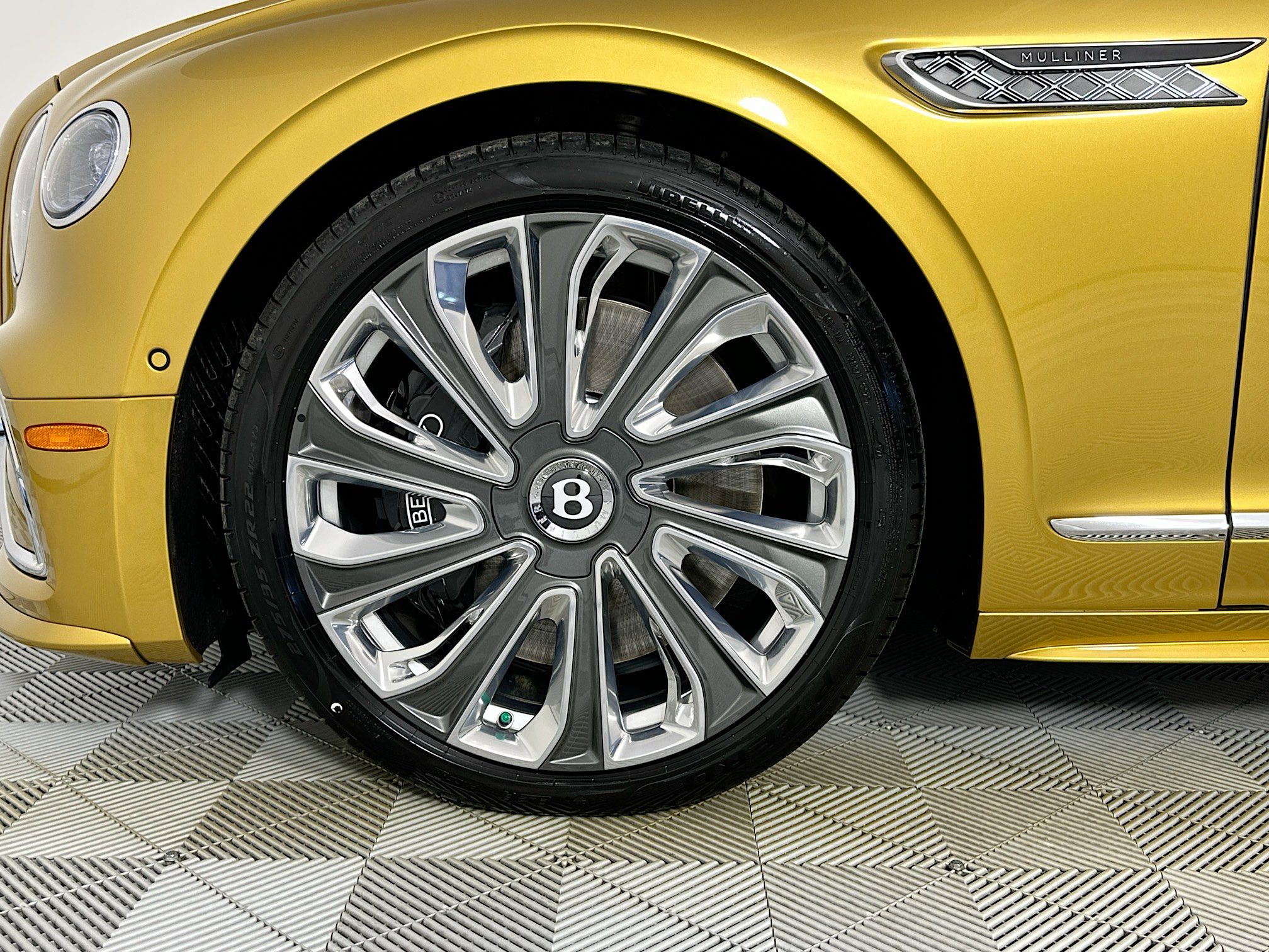 new 2026 Bentley Flying Spur car