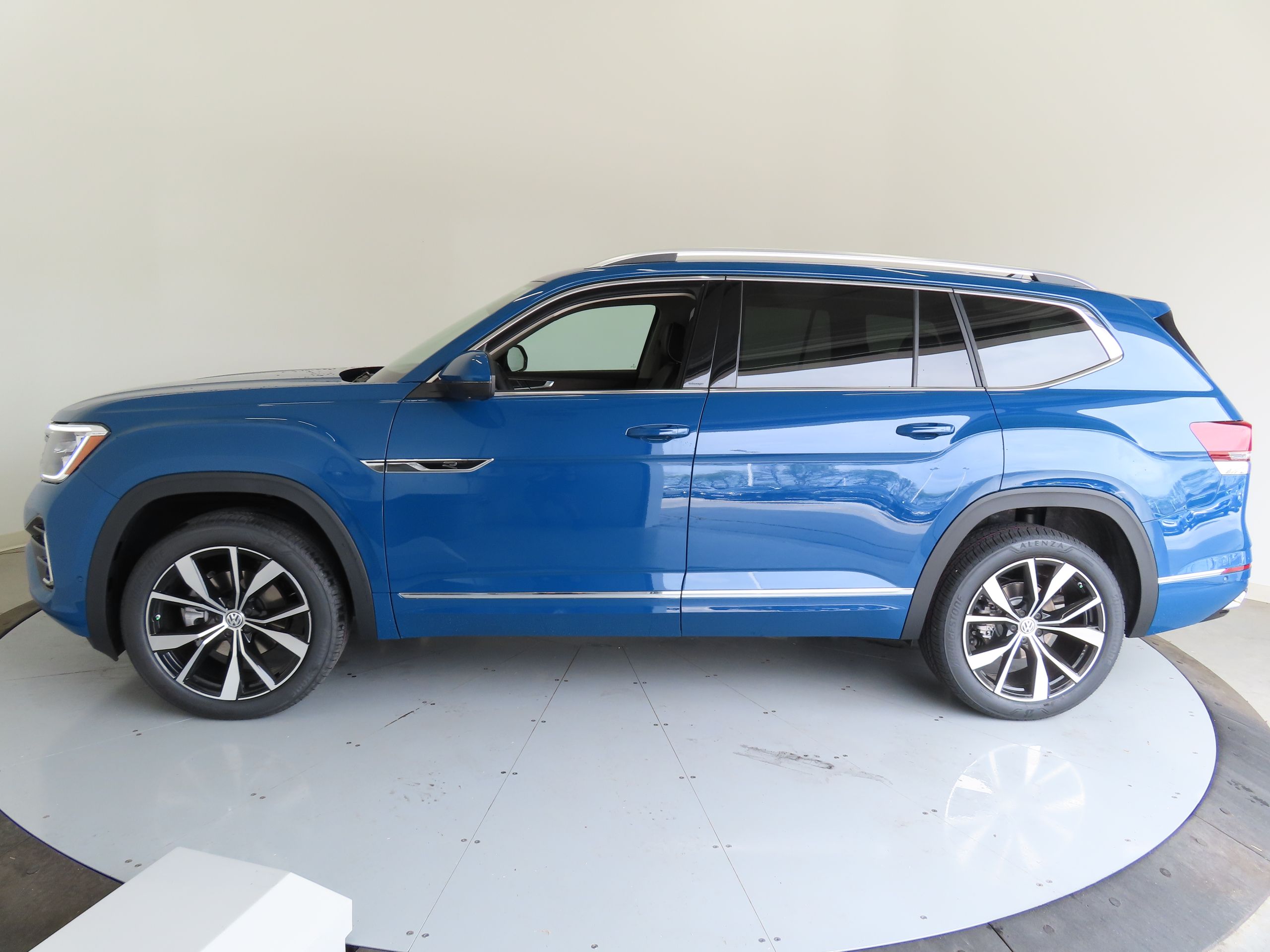 Atlas SEL Premium R-Line 4MOTION