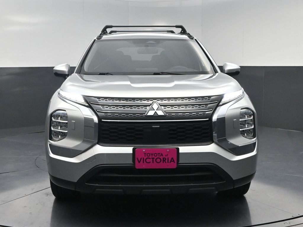 2022 Mitsubishi Outlander ES Silver at Emmons Autoplex