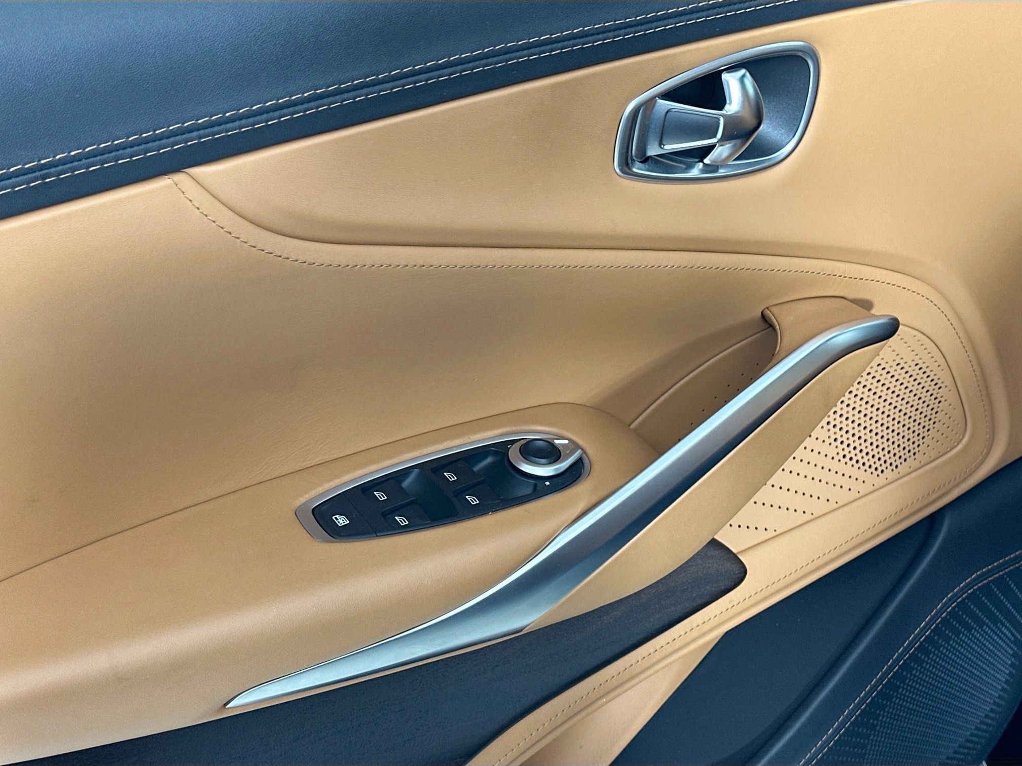 used 2022 Aston Martin DBX car, priced at $129,998