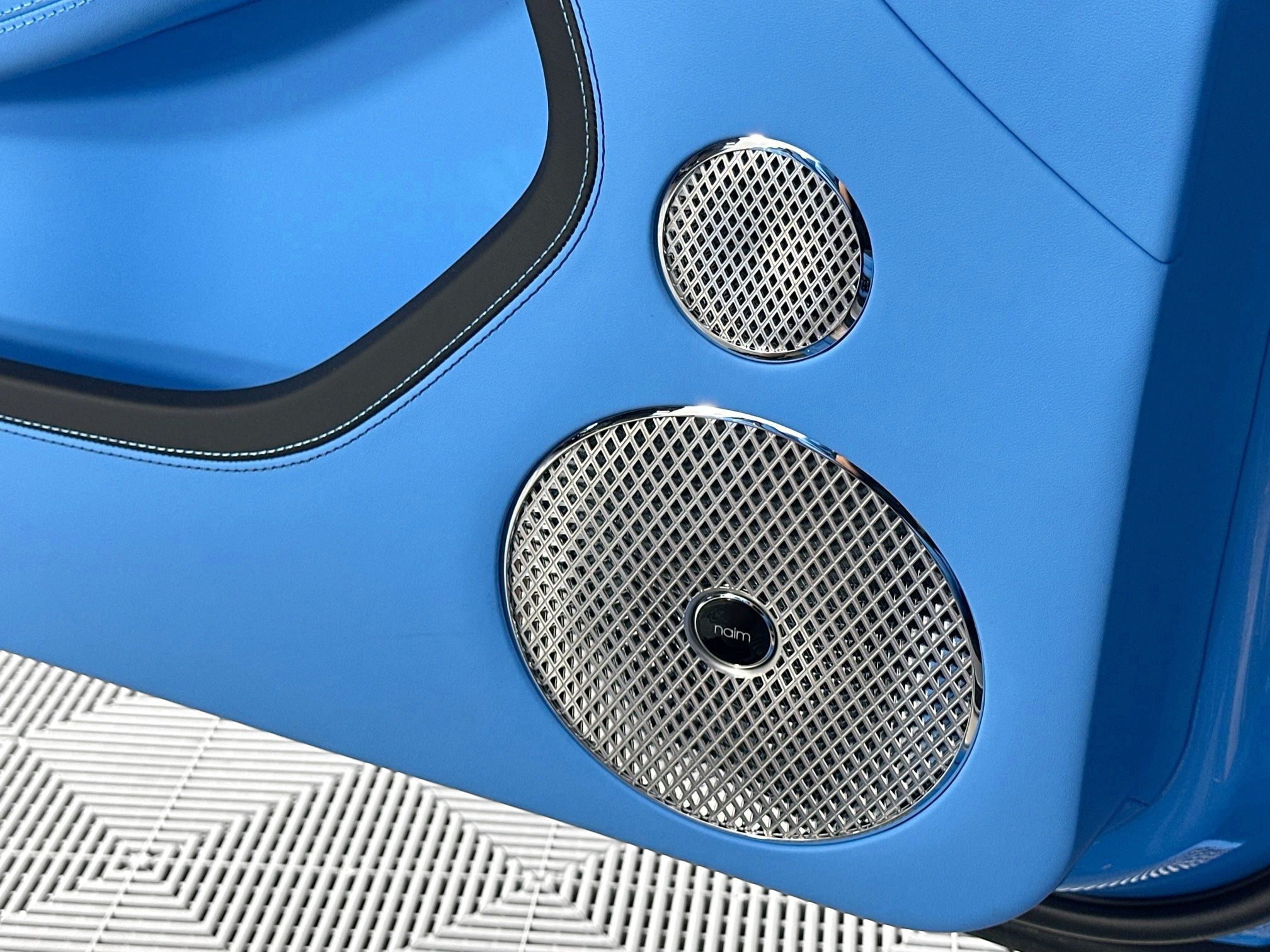 new 2025 Bentley Continental GTC car