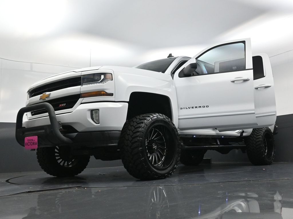 2017 Chevrolet Silverado 1500 LT White at Community Toyota