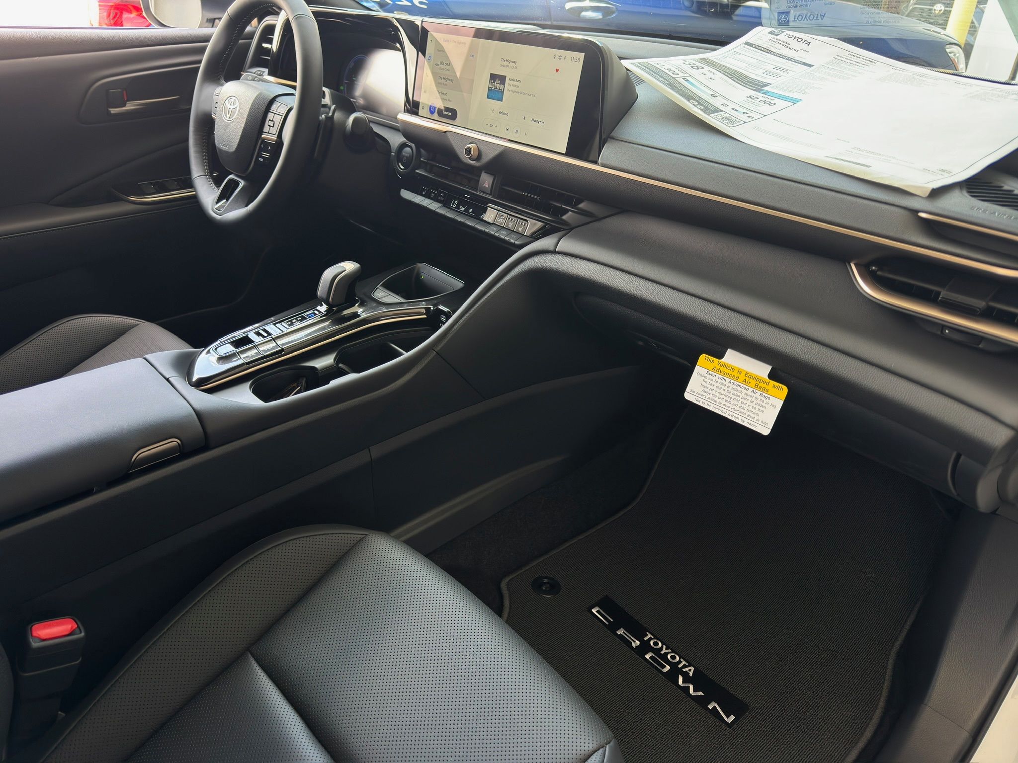 2026 Toyota Crown Signia Limited - 11