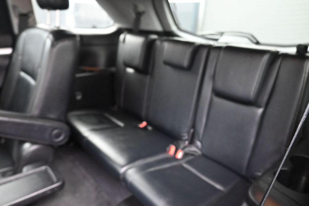 2019 Toyota Highlander XLE Silver at DeMontrond Mazda