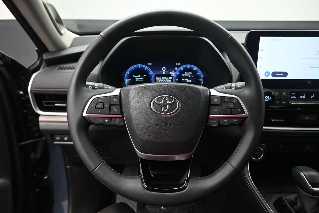 2025 Toyota Grand Highlander Limited White at Community Kia