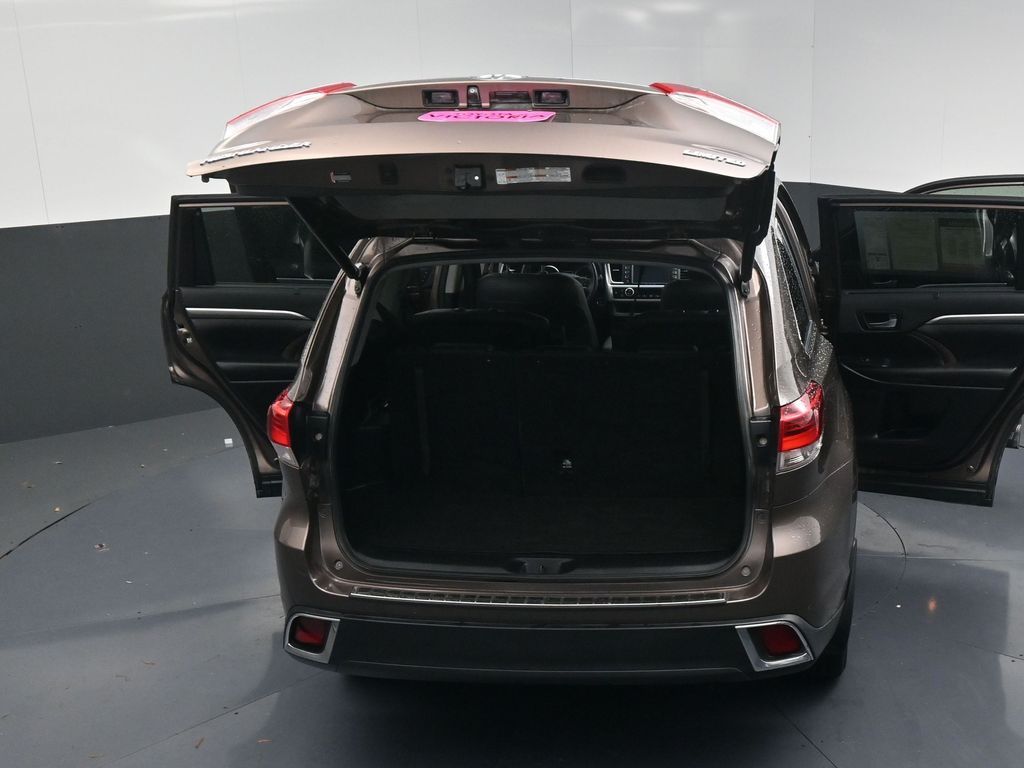 2019 Toyota Highlander Limited Brown at Classic Elite Chevrolet Sugar Land