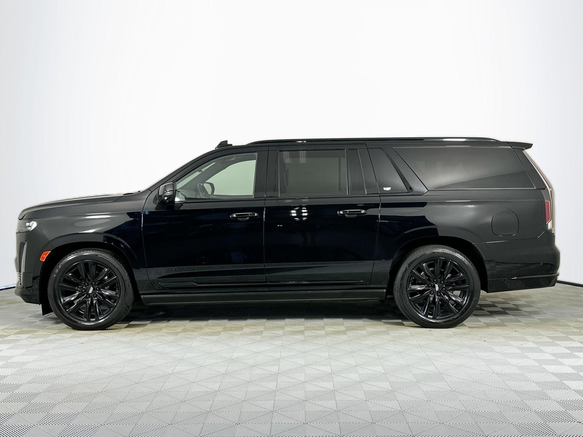 used 2024 Cadillac Escalade ESV car, priced at $89,998