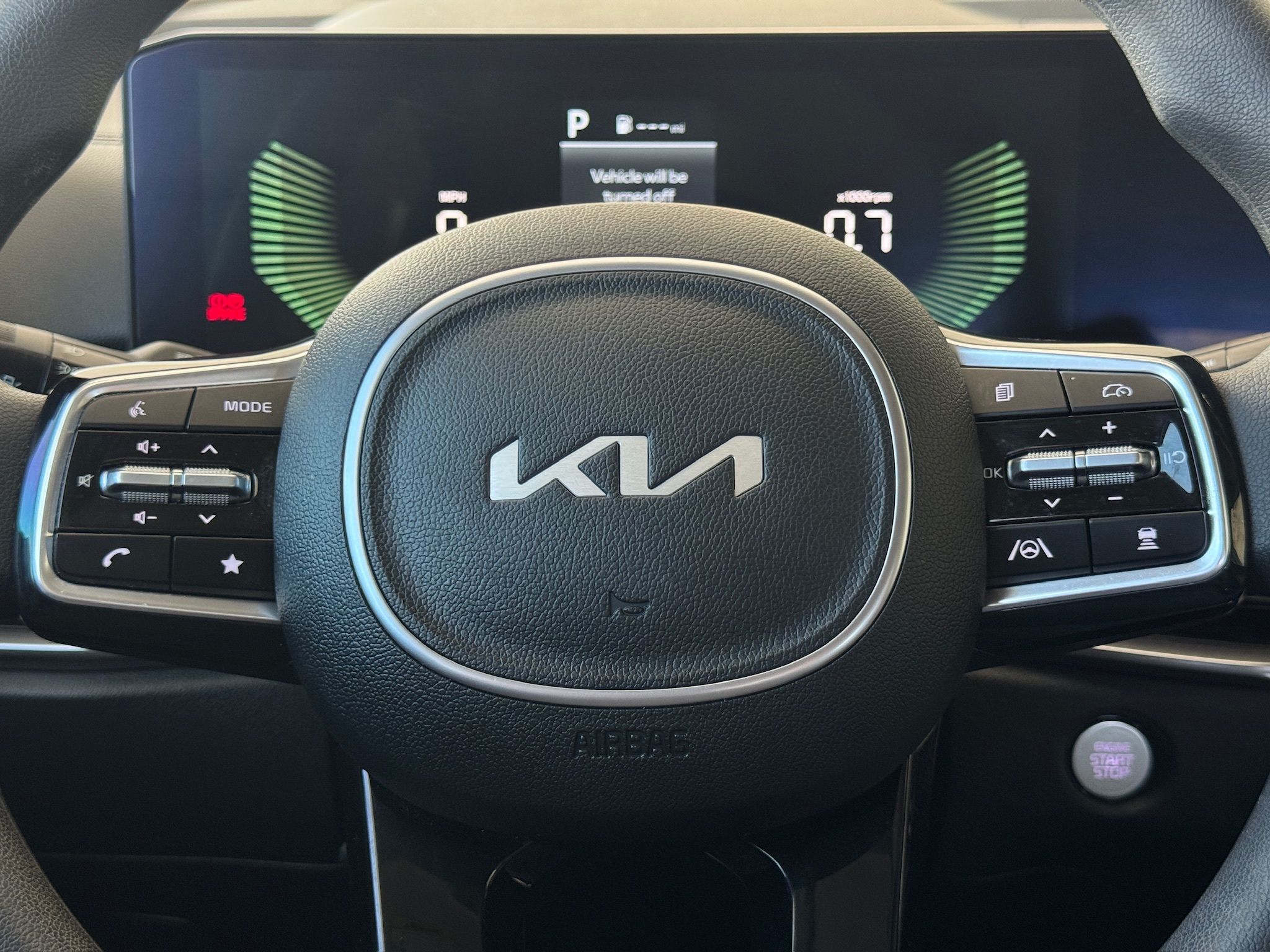 2025 Kia Sorento LX - 5