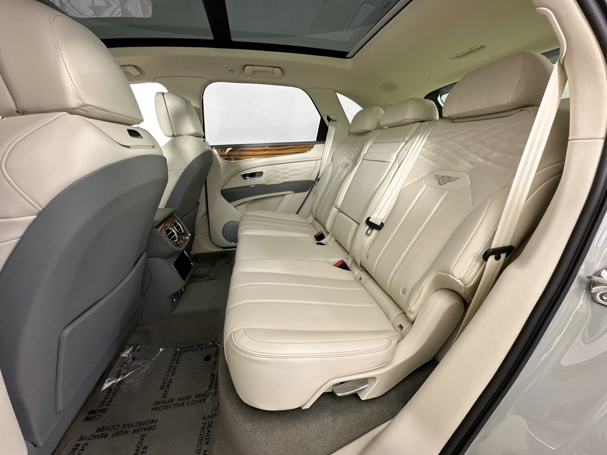 new 2025 Bentley Bentayga car