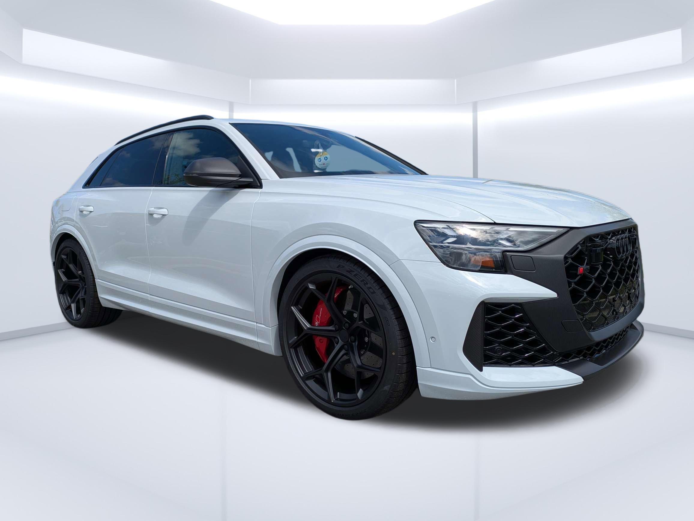2026 Audi RS Q8 -'s photo