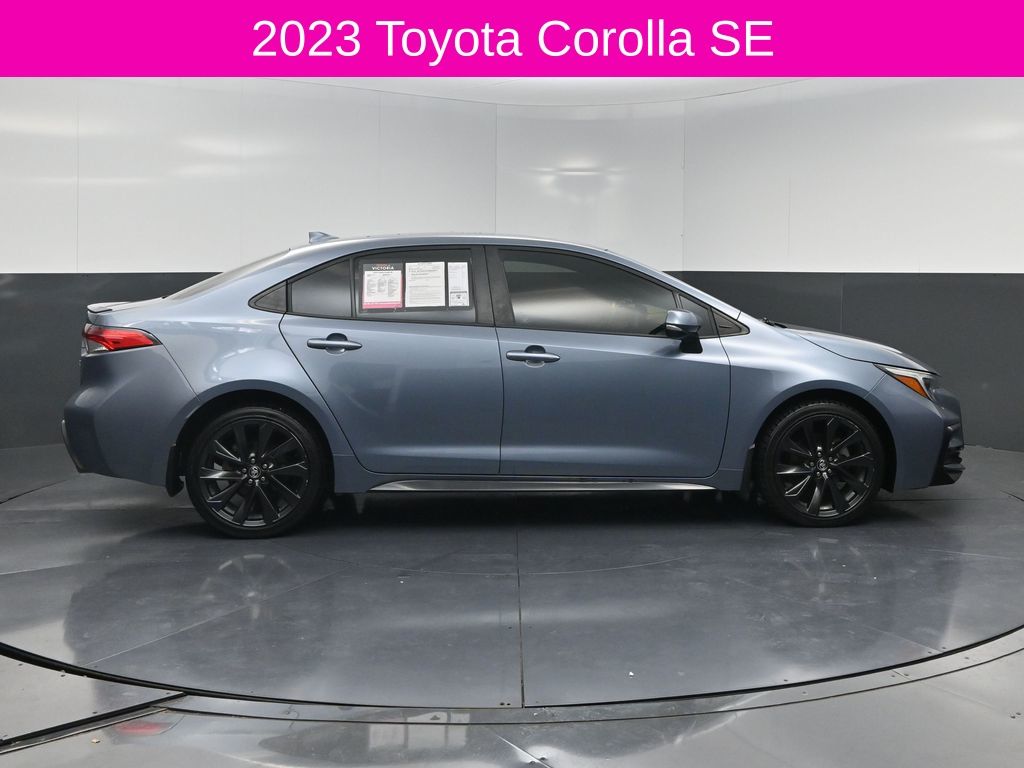 2023 Toyota Corolla SE - 3