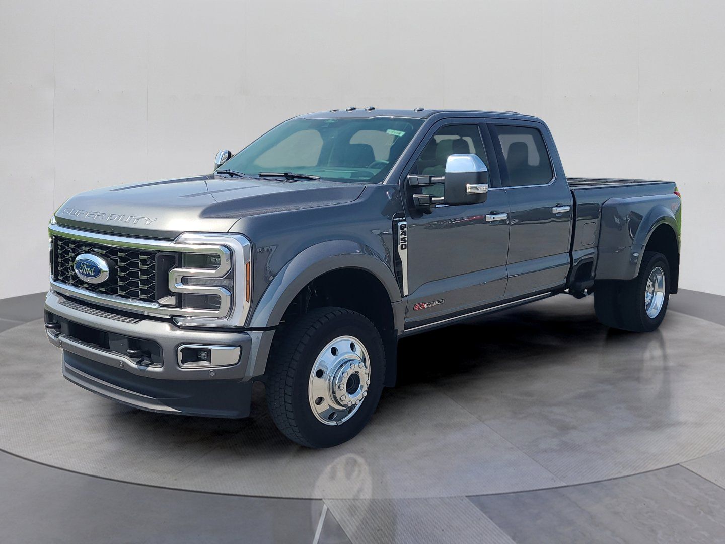 2025 Ford F-450SD Platinum