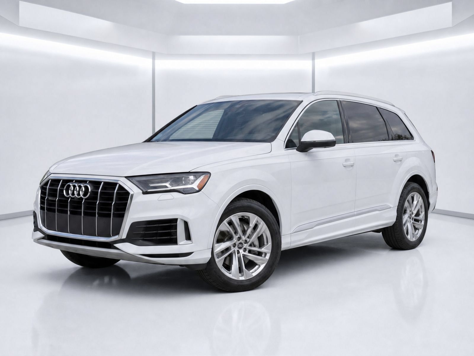 2023 Audi Q7 quattro Premium Plus 55 TFSI