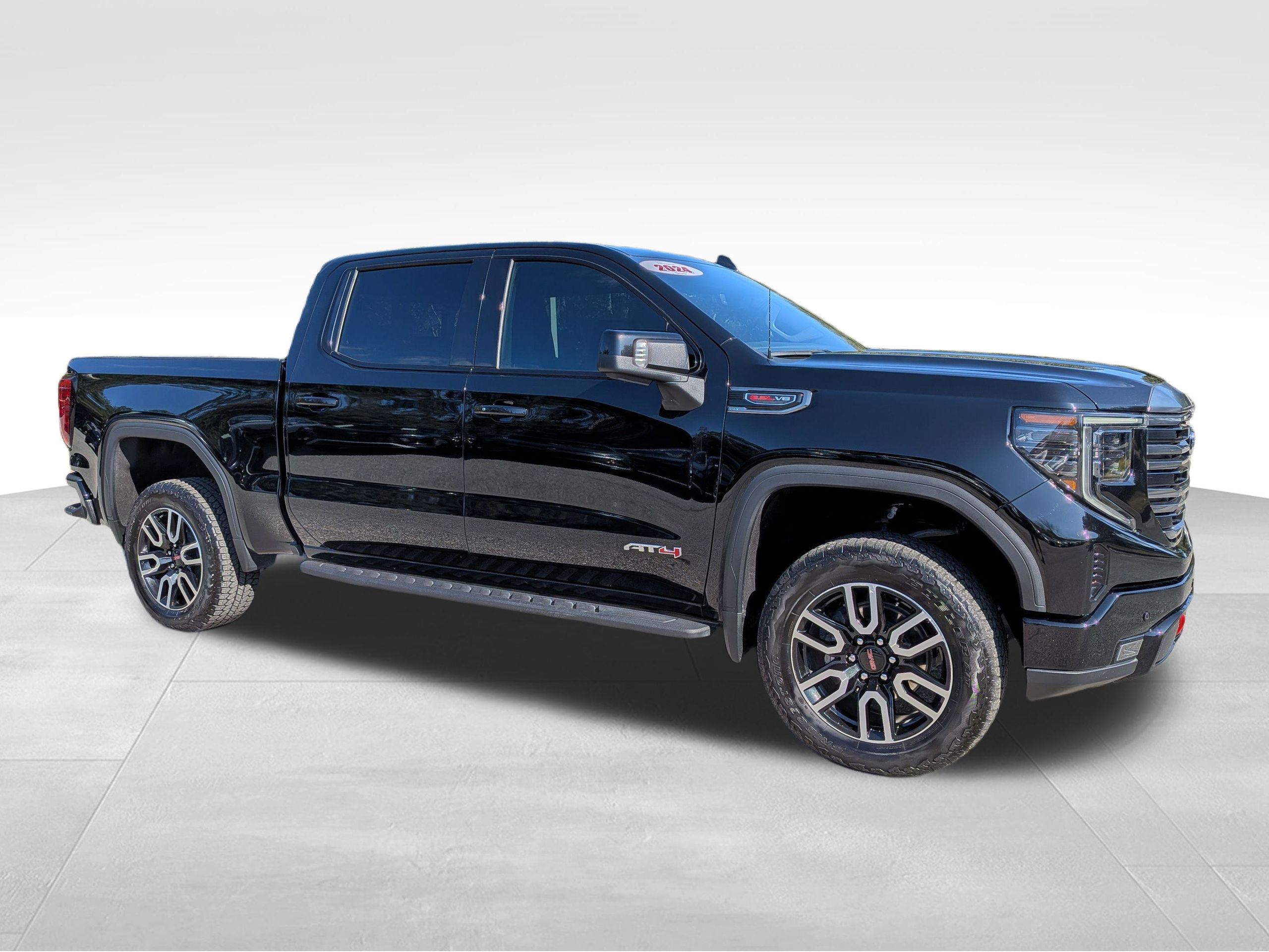 2024 GMC Sierra 1500 AT4's photo