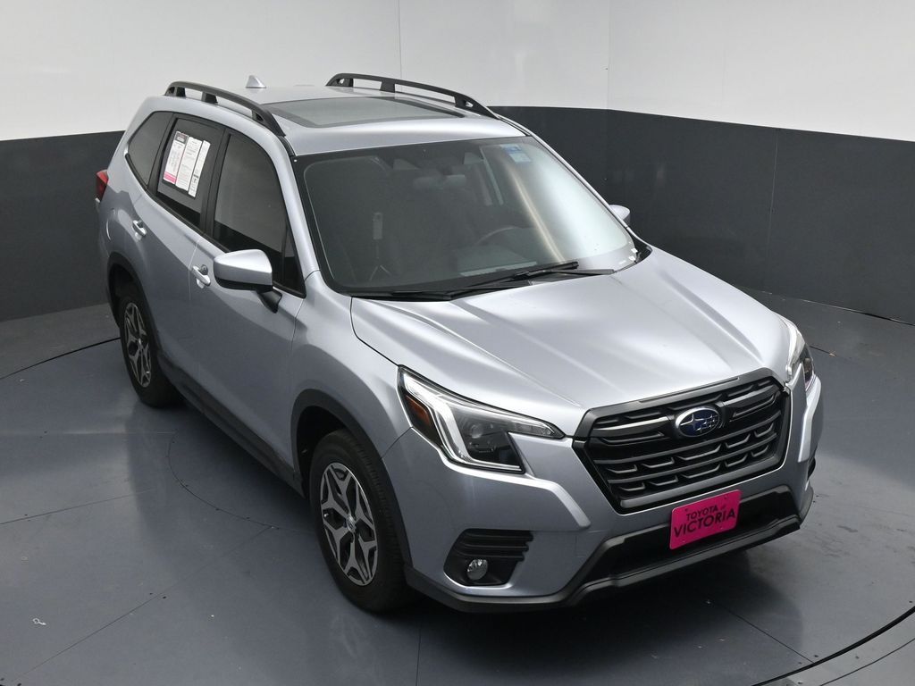 2022 Subaru Forester Premium Silver at Emmons Autoplex