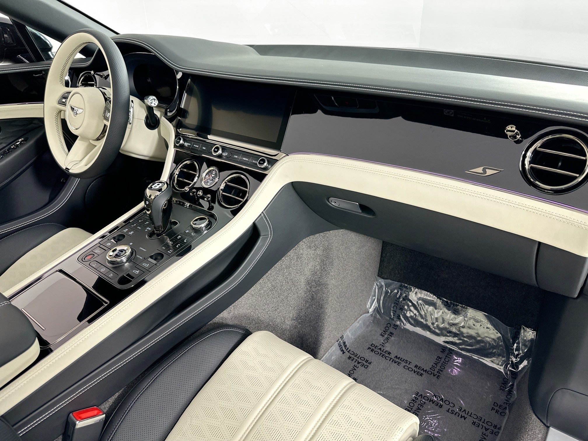 new 2026 Bentley Continental GTC car