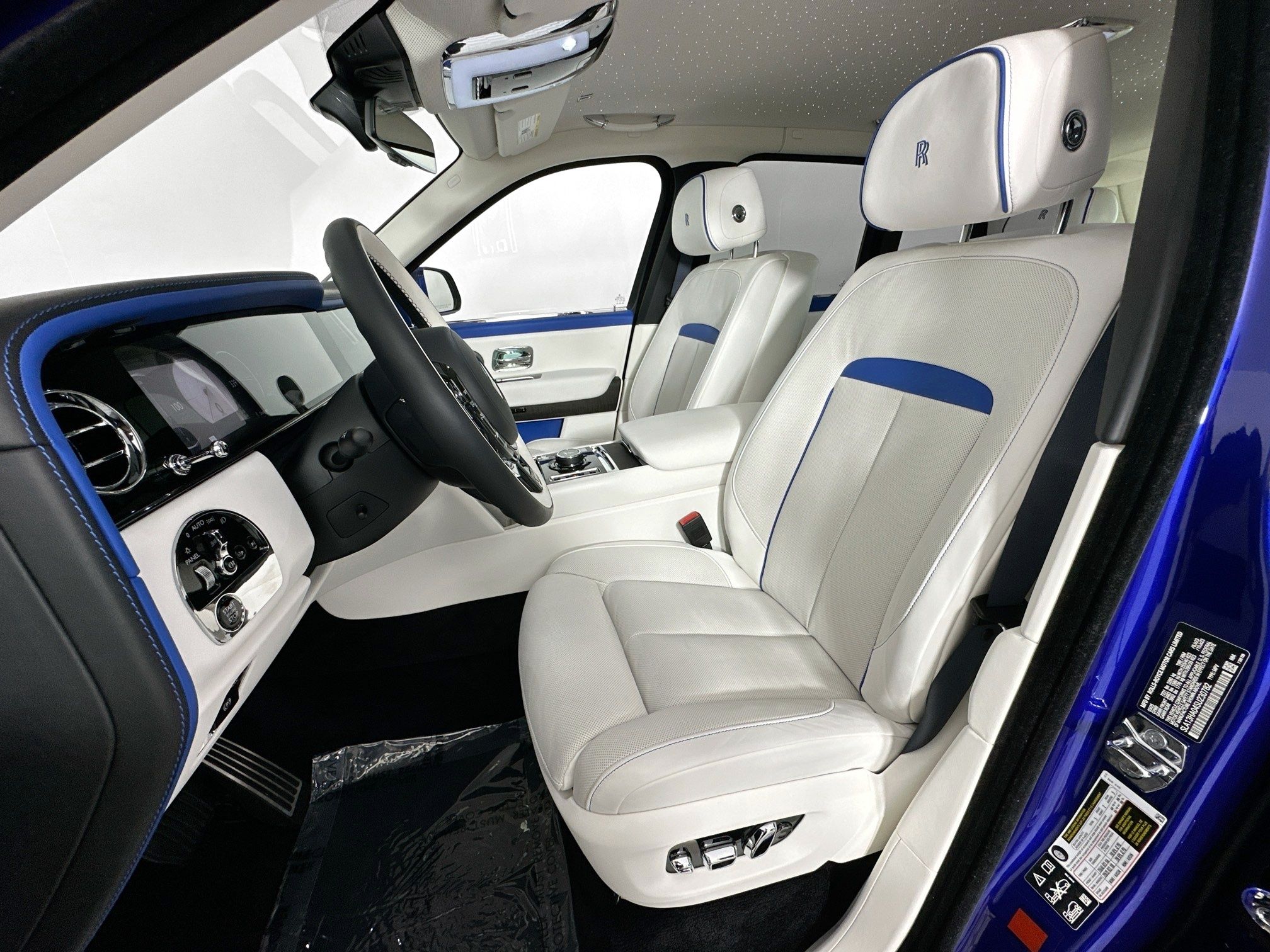 used 2025 Rolls-Royce Cullinan car, priced at $467,575