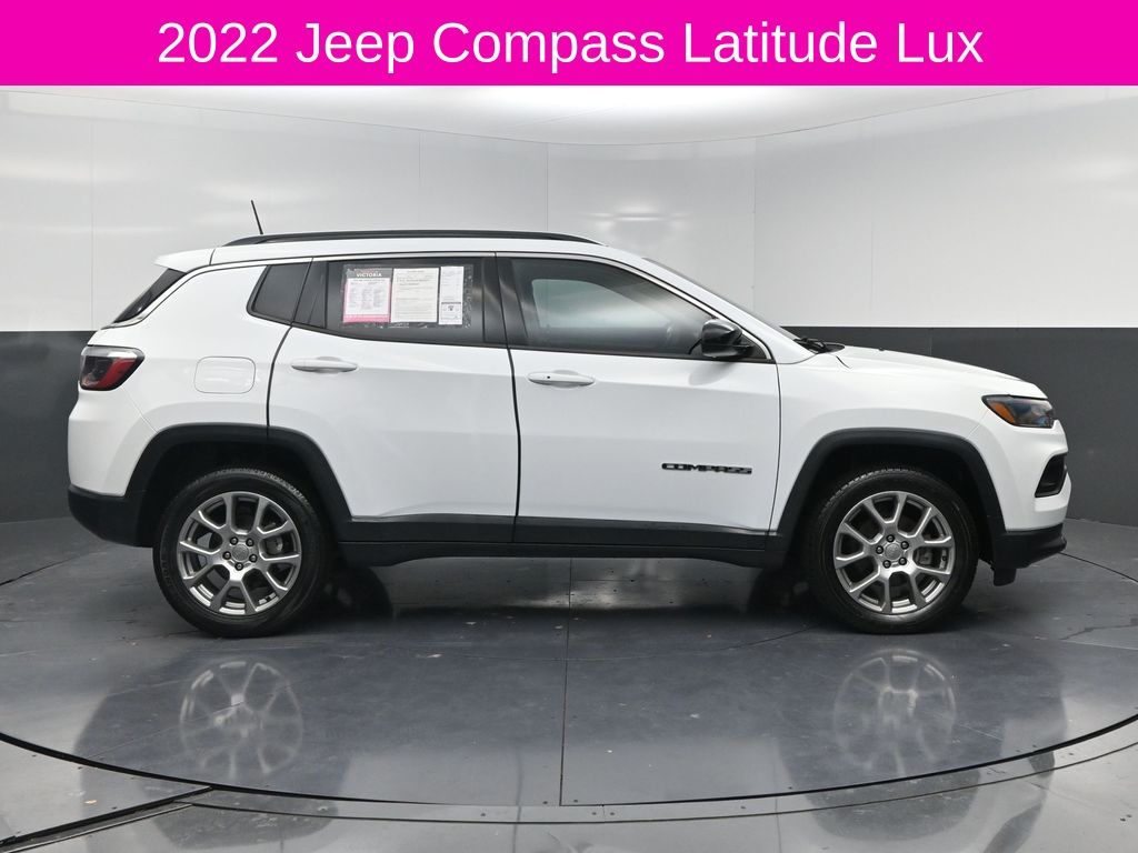 2022 Jeep Compass Latitude Lux White at Wharton Ford