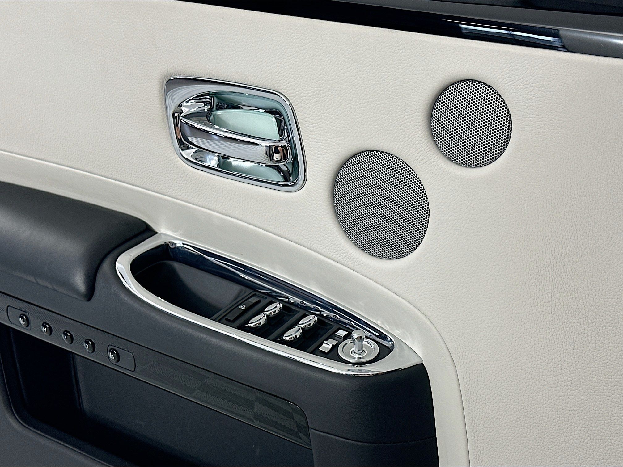 used 2016 Rolls-Royce Ghost car, priced at $149,998