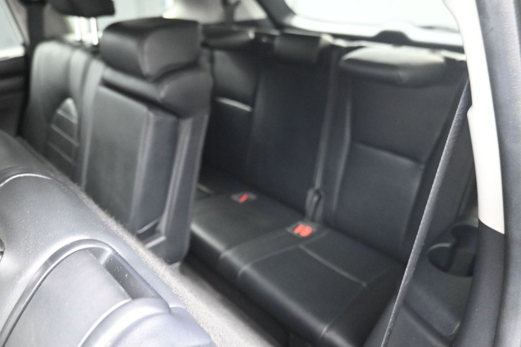 2020 Toyota Highlander XLE White at Emmons Autoplex