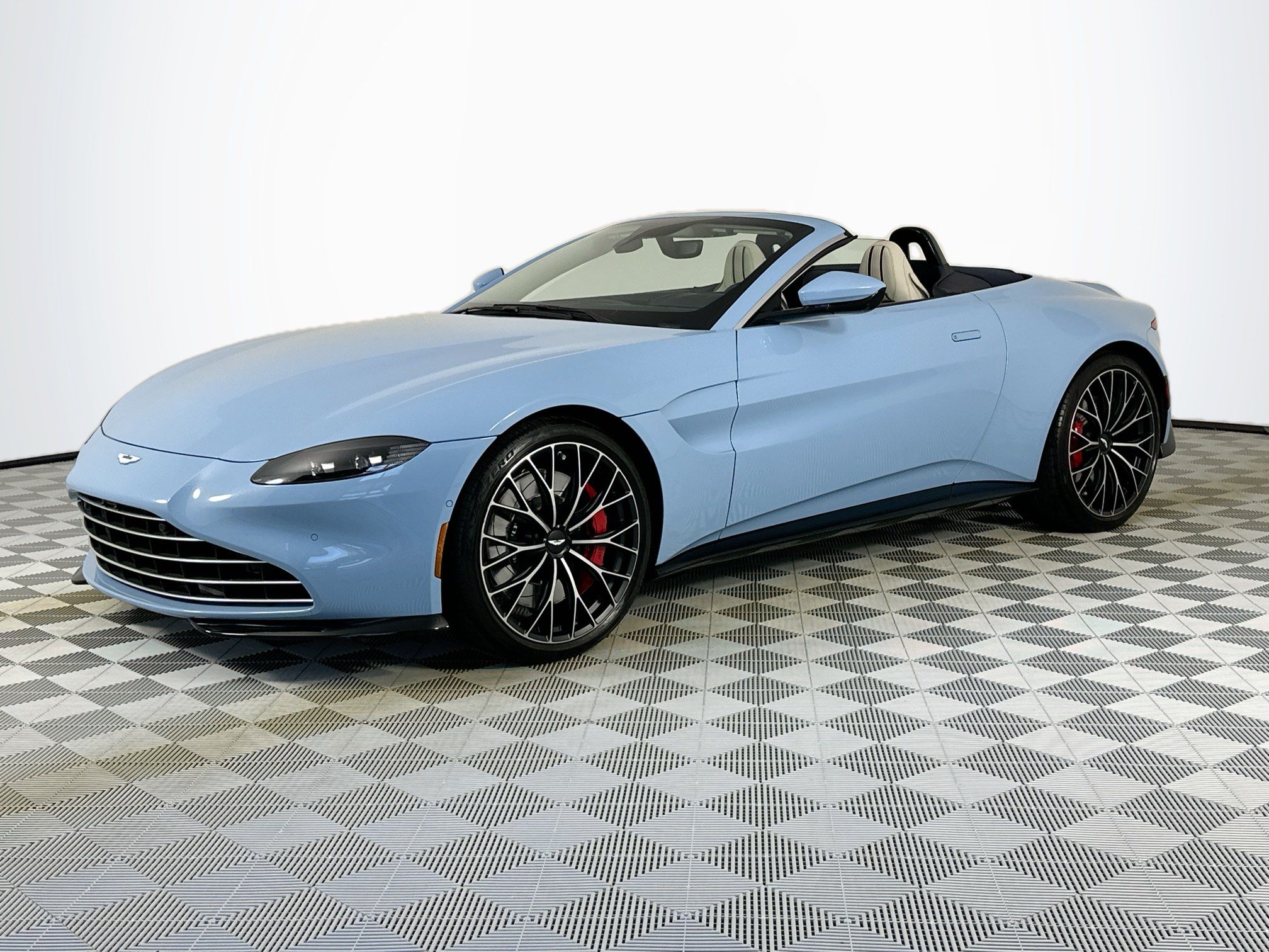 used 2023 Aston Martin Vantage car, priced at $159,998