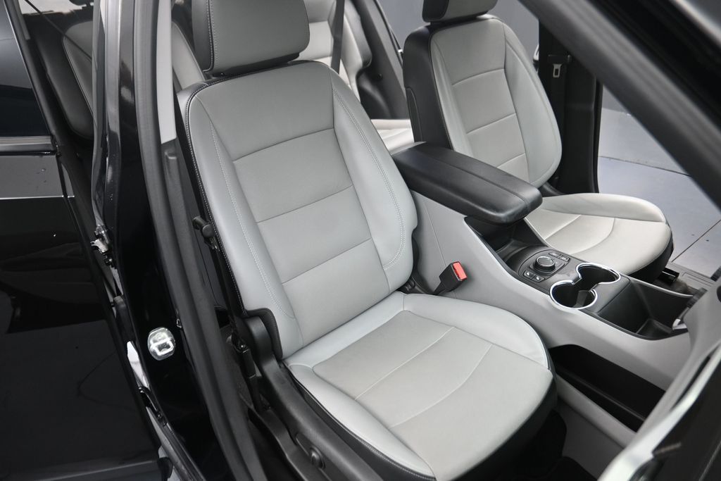 2024 GMC Terrain SLT Black at Big Star Buick GMC
