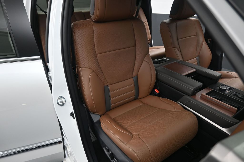 2026 Toyota Tundra Hybrid 1794 Edition - 11