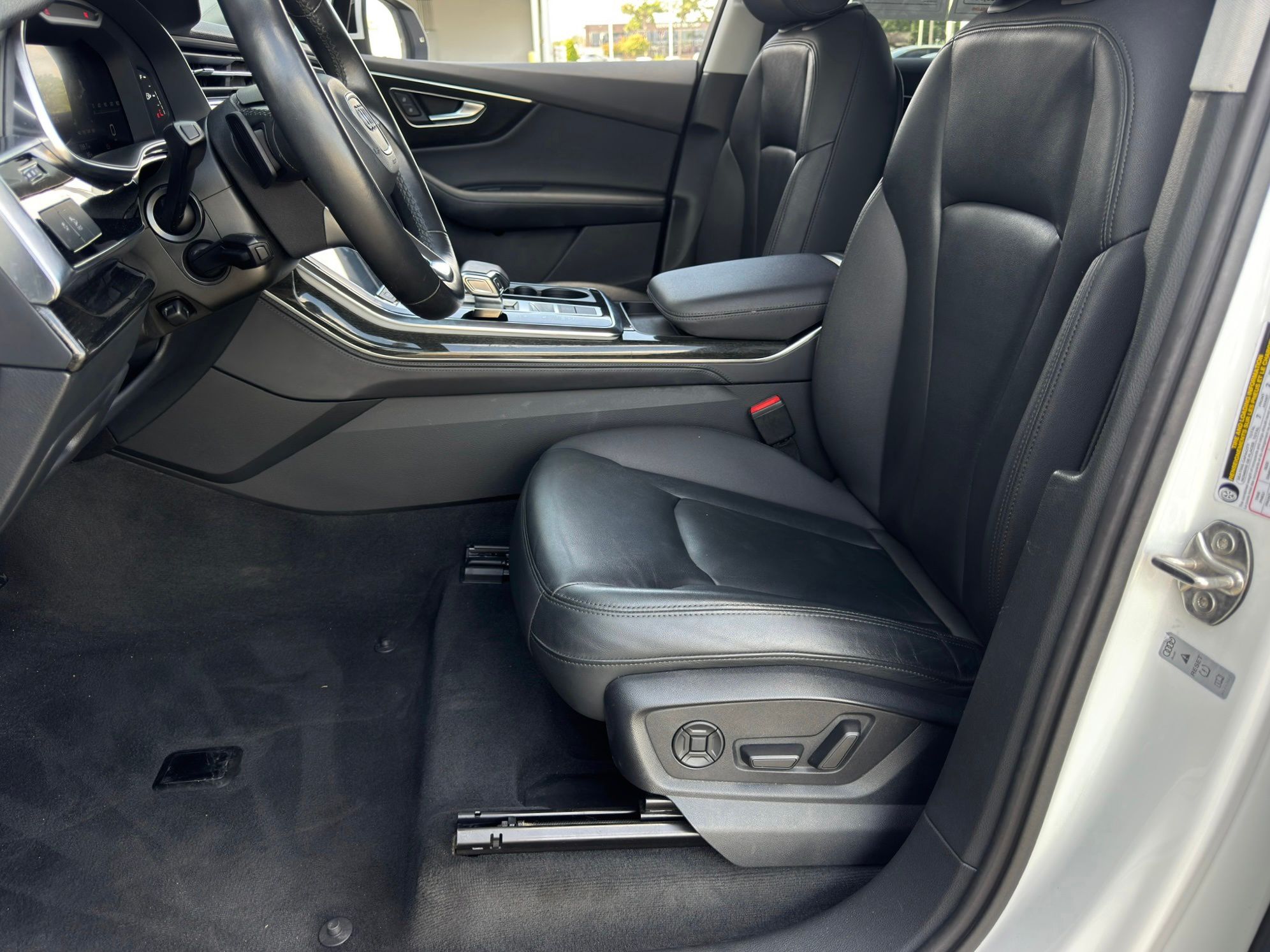 2023 Audi Q7 55 Premium Plus - 10
