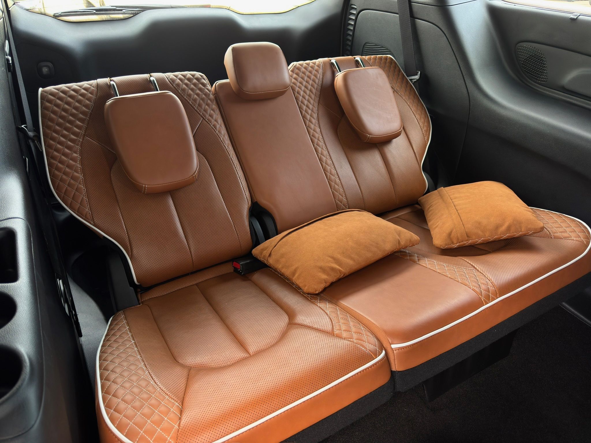 2024 Chrysler Pacifica Pinnacle White at Community Honda