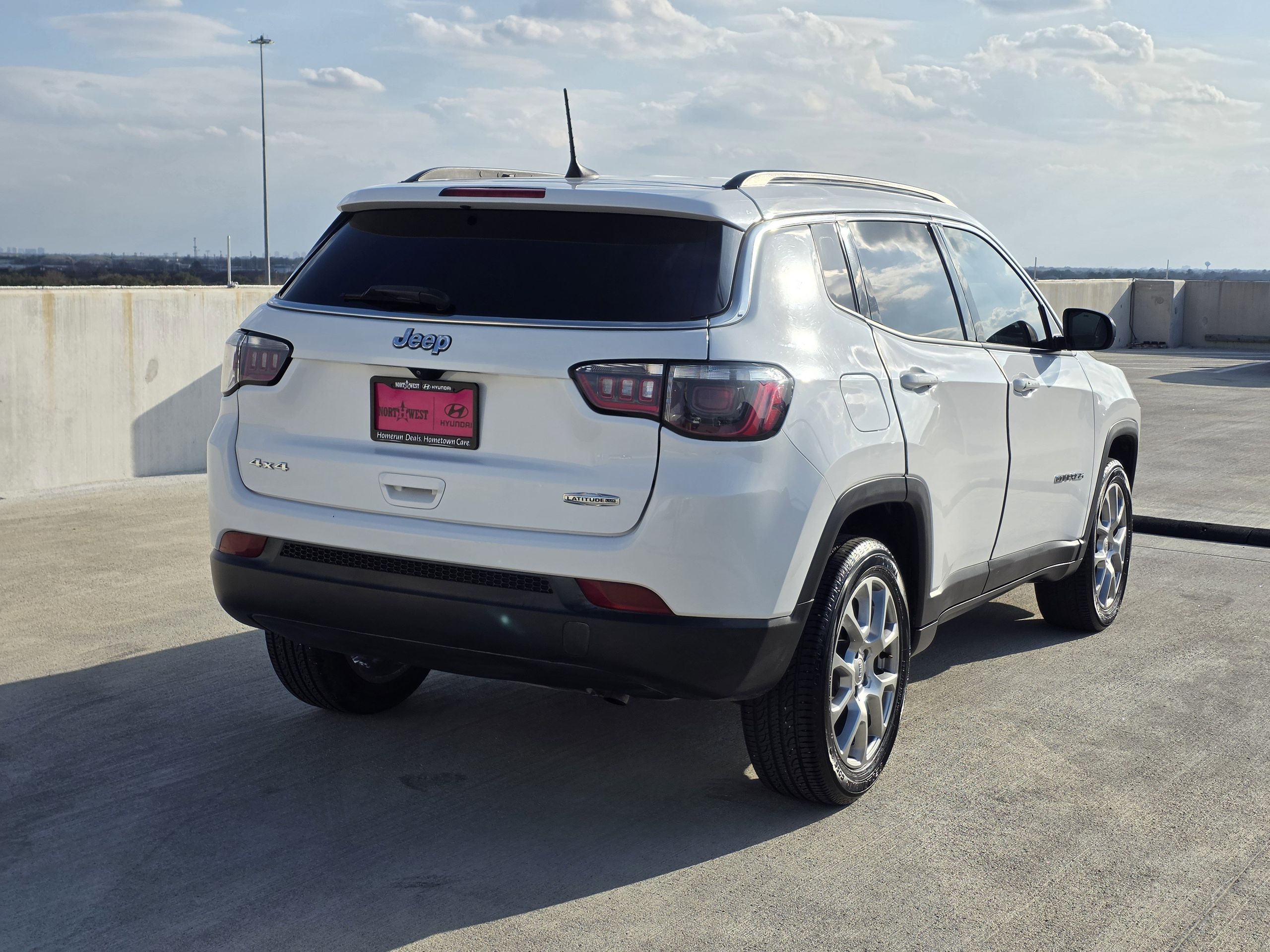 2022 Jeep Compass Latitude Lux White at Wharton Ford