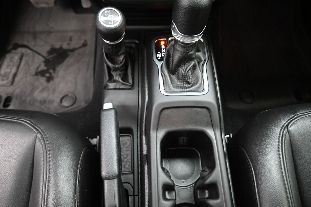 2021 Jeep Gladiator Sport - 9