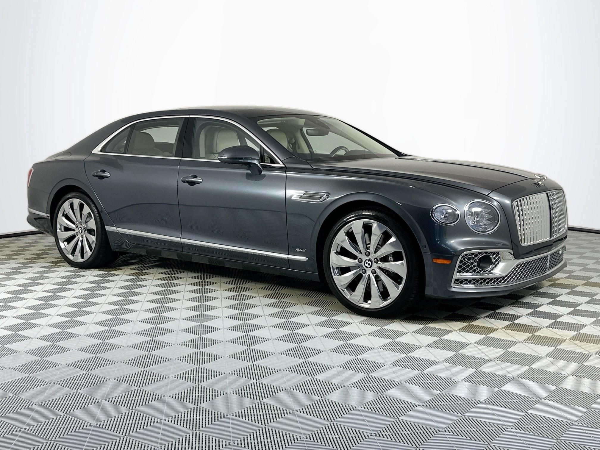 used 2022 Bentley Flying Spur Hybrid car, priced at $189,998