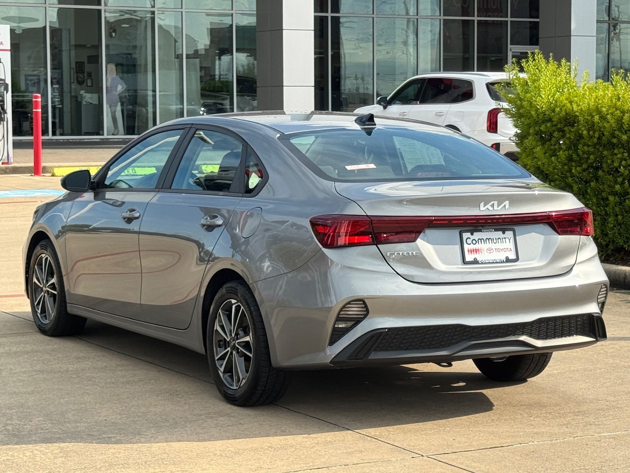 2022 Kia Forte LXS - 10