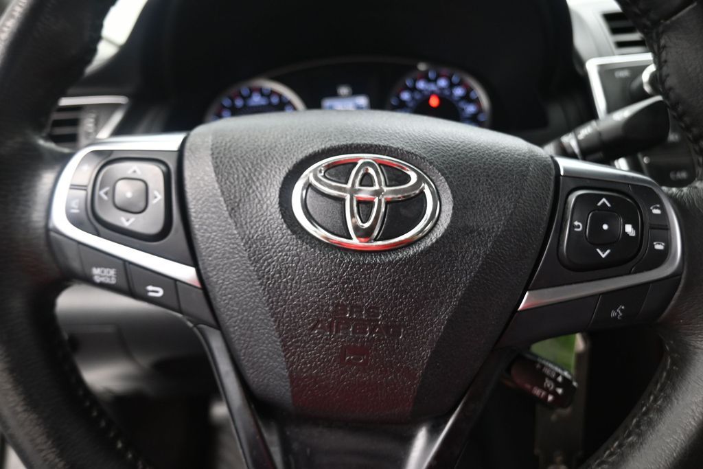 2017 Toyota Camry SE Silver at Emmons Autoplex