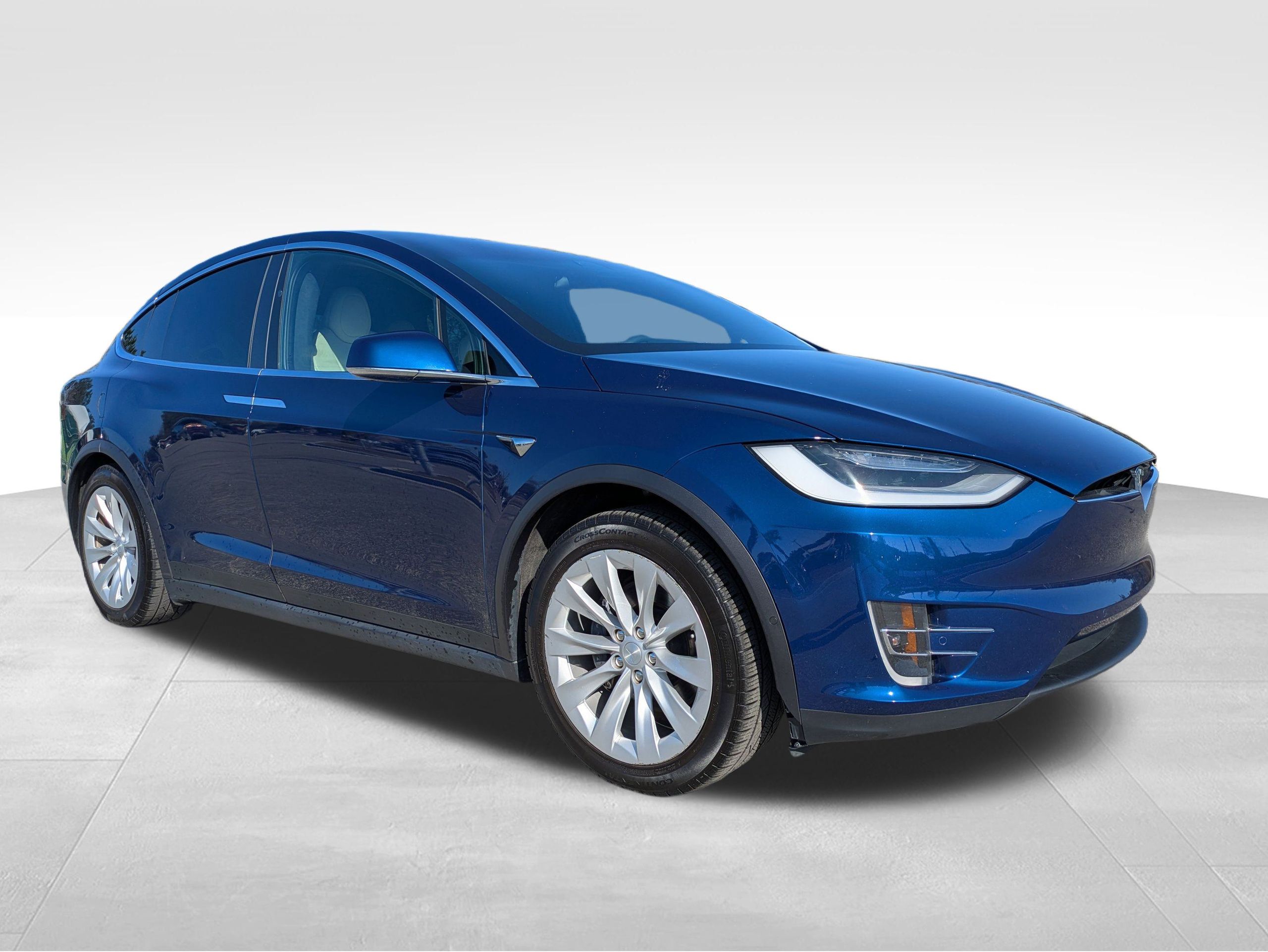 2020 Tesla Model X Long Range's photo