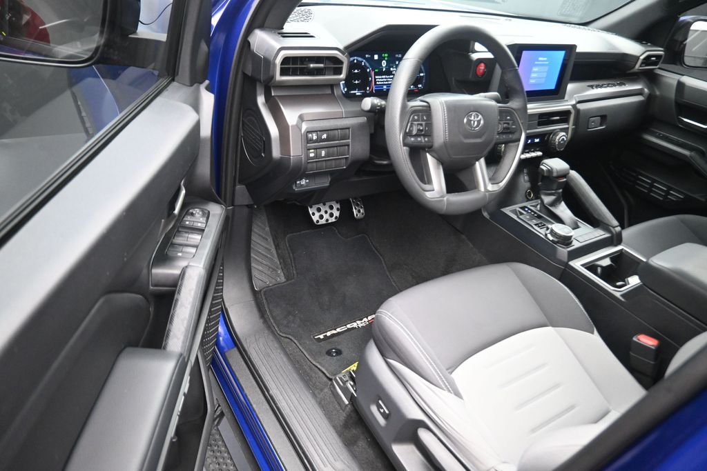 2025 Toyota Tacoma TRD Sport - 11