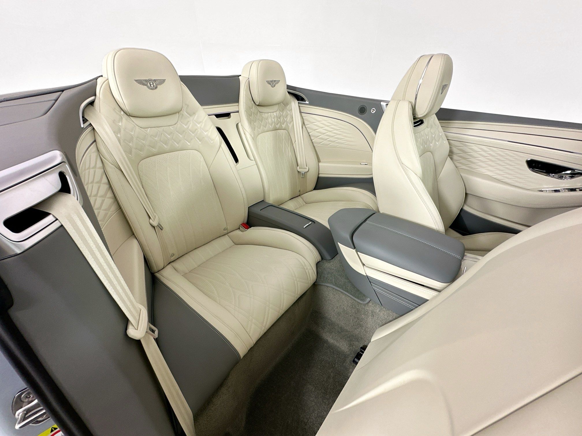 new 2026 Bentley Continental GTC car