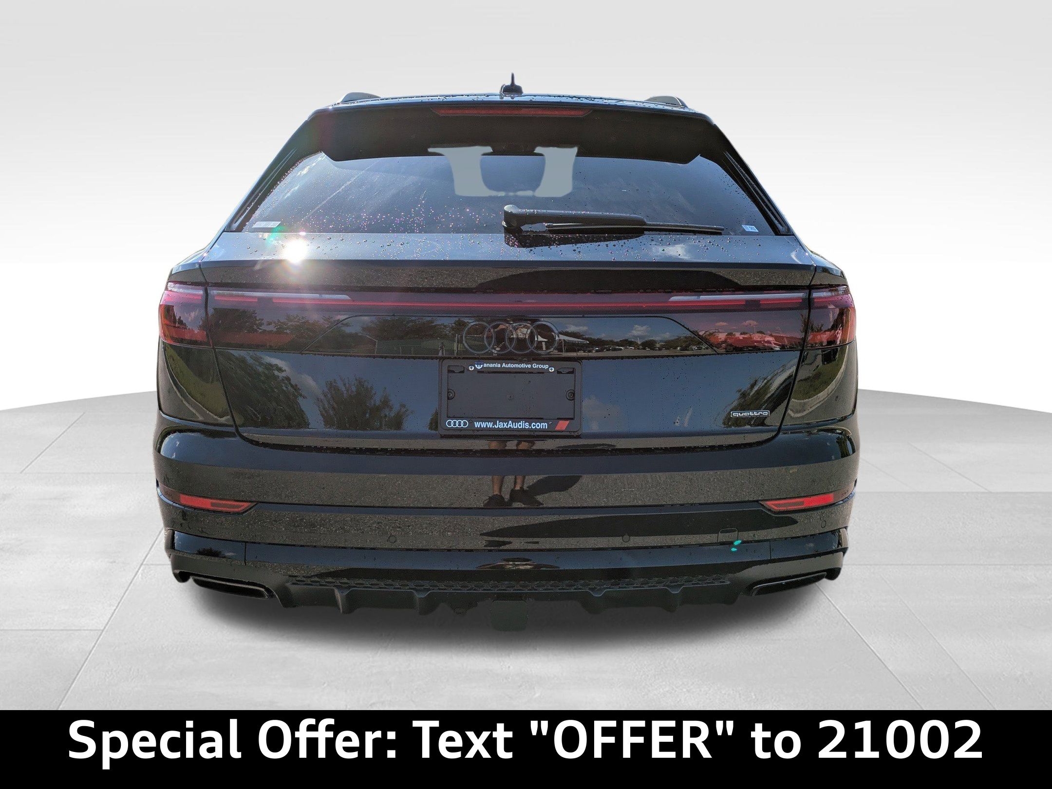 2025 Audi Q8 55 Premium Plus photo 3