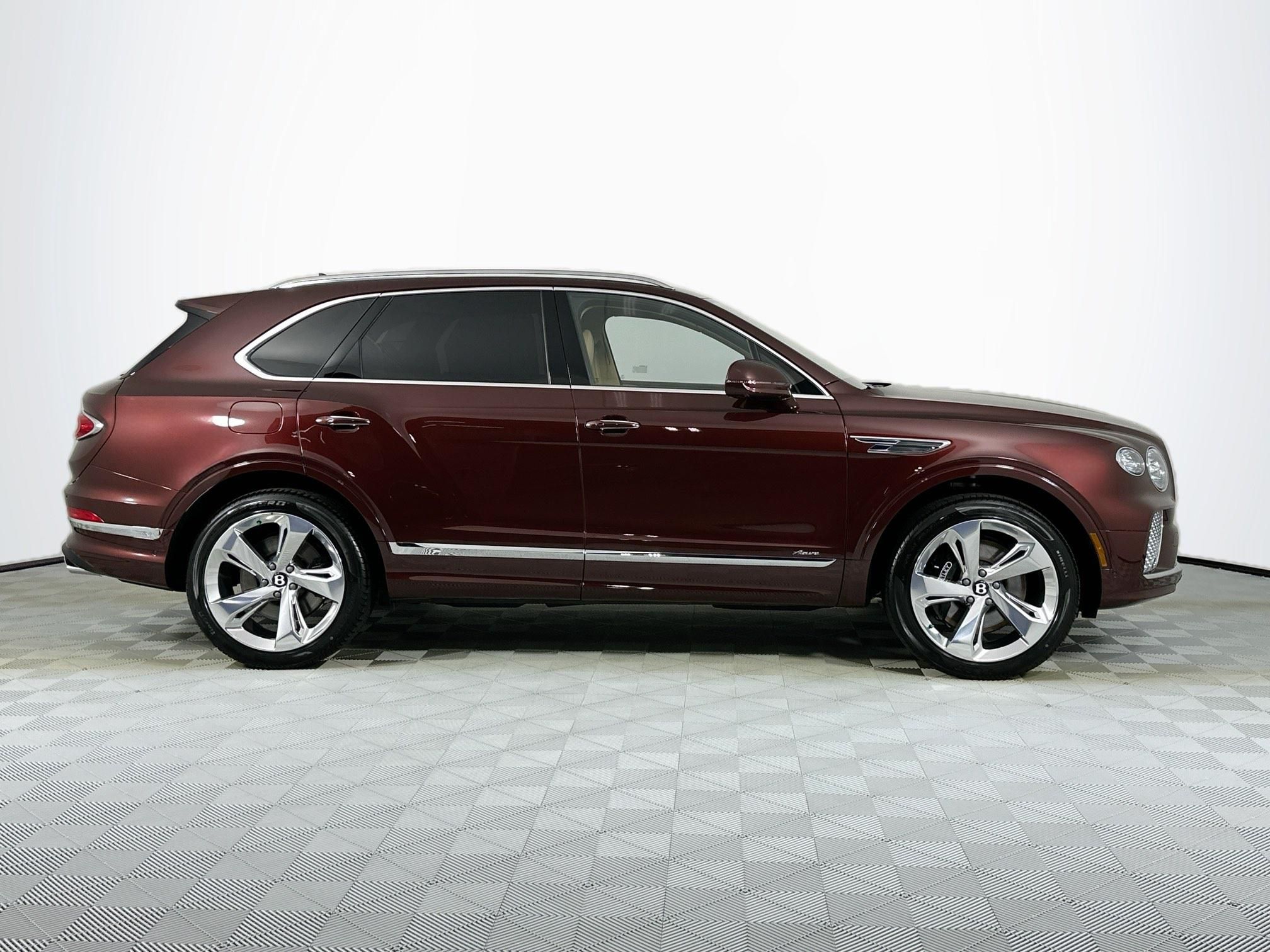 new 2025 Bentley Bentayga car