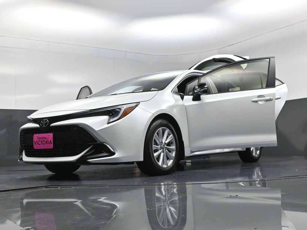 2026 Toyota Corolla Hatchback SE White at Toyota of Victoria