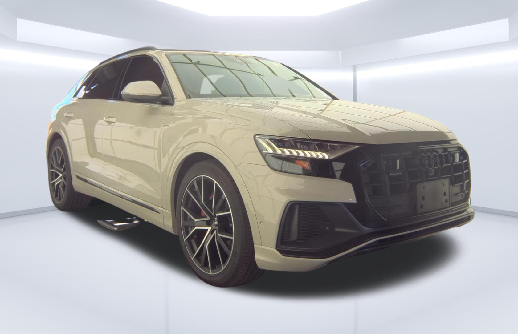 2022 Audi Q8 55 Prestige Tiptonic quattro's photo