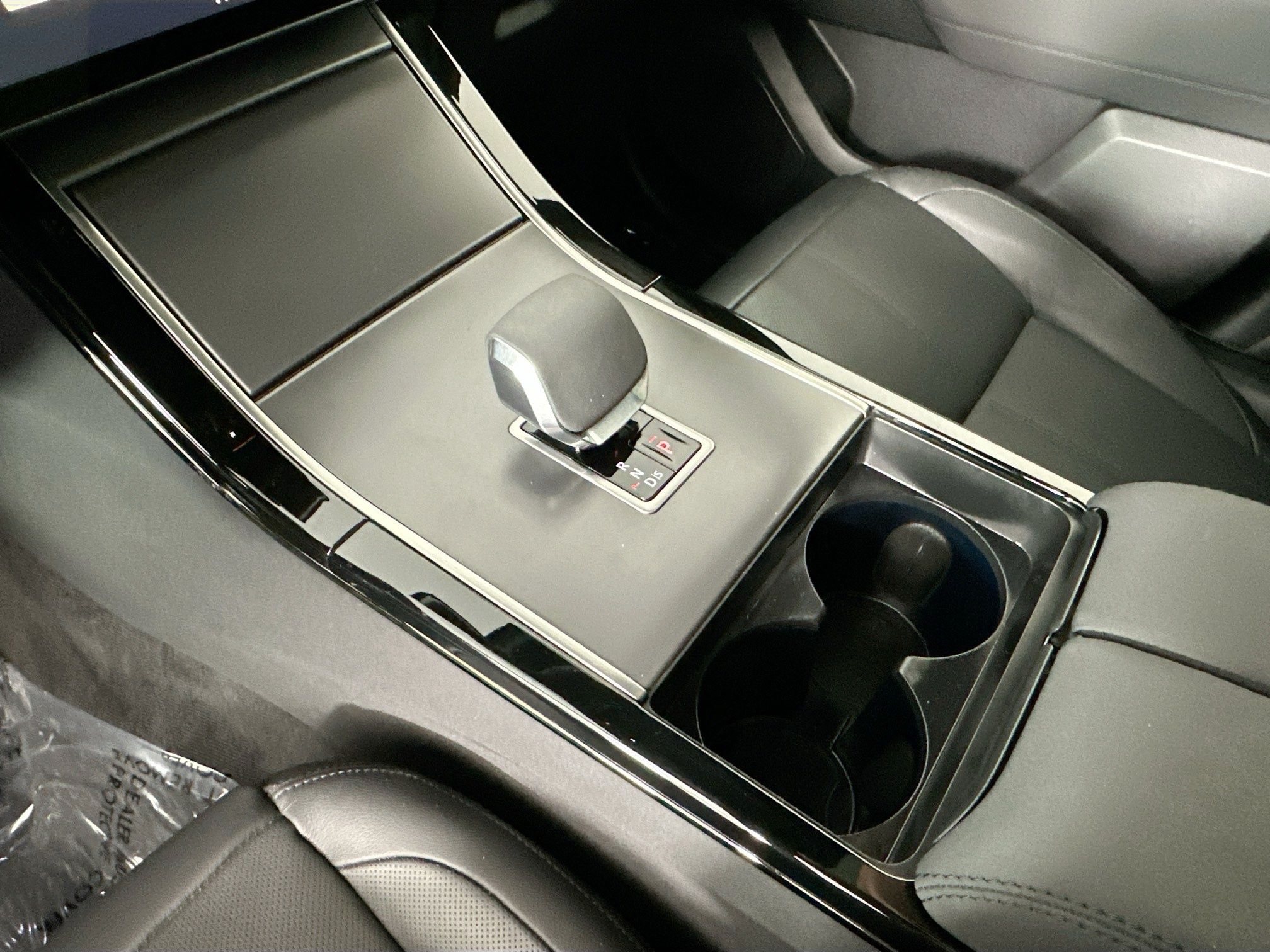 used 2024 Land Rover Range Rover Velar car