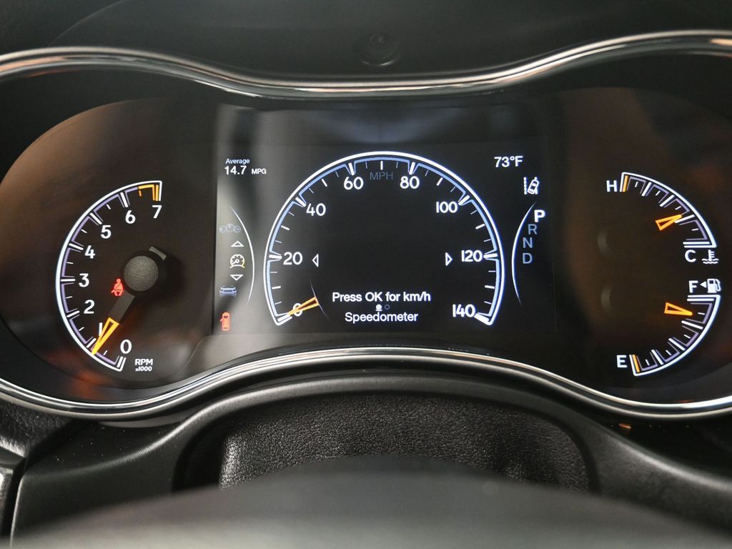 2019 Jeep Grand Cherokee Trailhawk White at Genesis of Spring