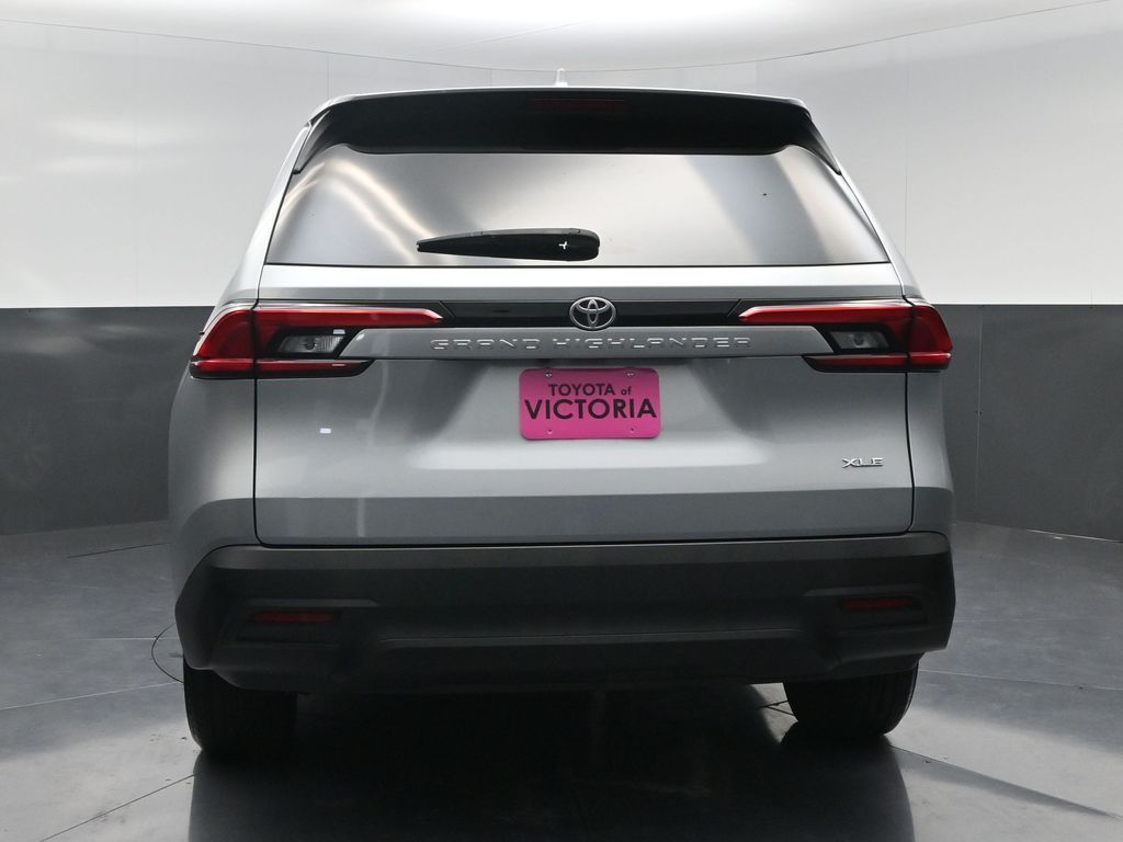 2024 Toyota Grand Highlander XLE Silver at Don McGill Toyota