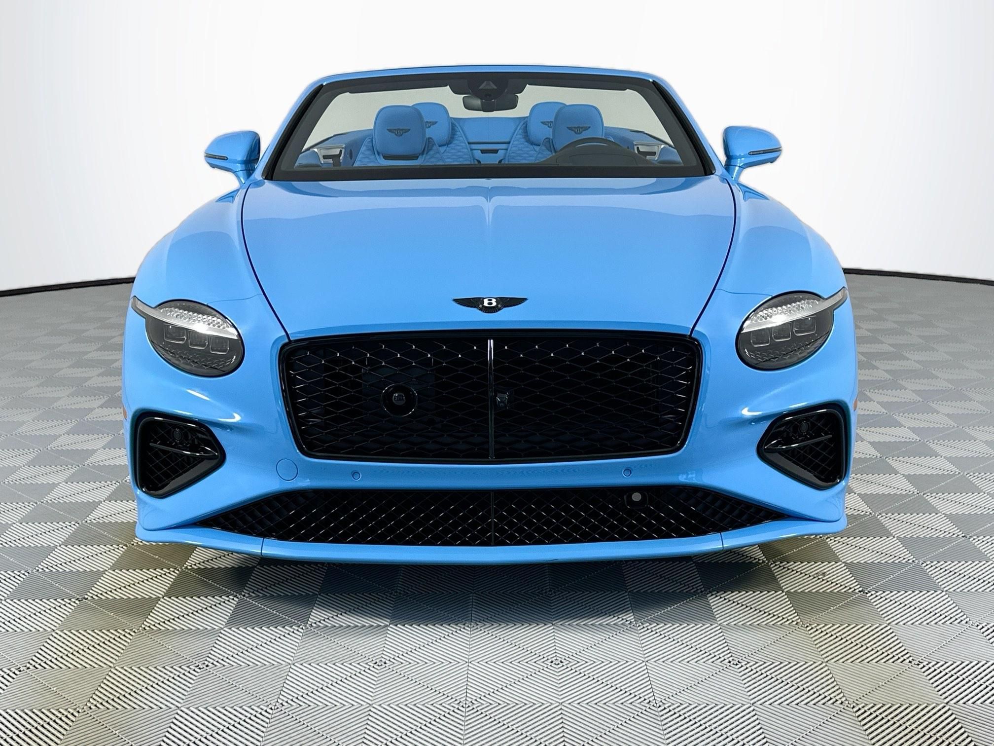 new 2025 Bentley Continental GTC car